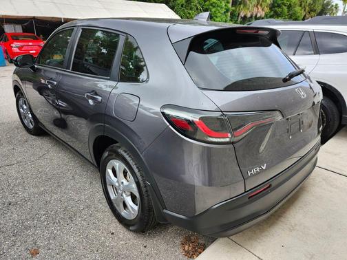 2025 Honda HR-V LX