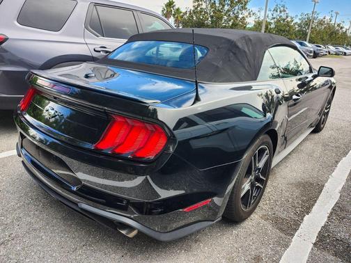 2021 Ford Mustang EcoBoost Premium