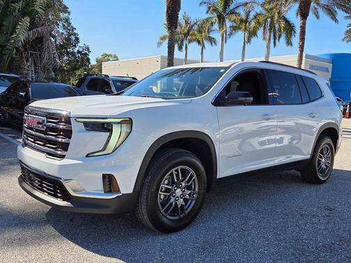 2025 GMC Acadia FWD Elevation