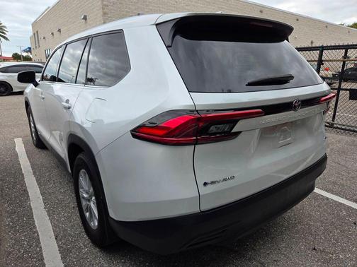 2024 Toyota Grand Highlander Hybrid XLE
