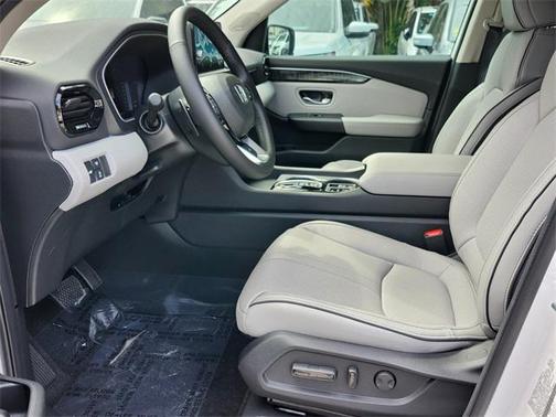 2025 Honda Pilot Elite