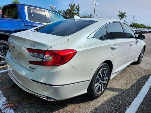 2019 Honda Accord Hybrid EX