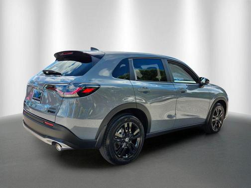 Urban Gray Pearl 2026 Honda HR-V 2WD Sport