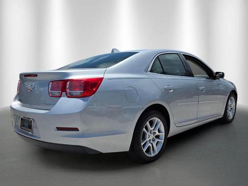 Silver Ice Metallic 2014 Chevrolet Malibu 1LT