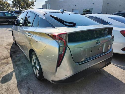 2018 Toyota Prius Four Touring