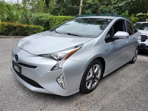 2018 Toyota Prius Four Touring