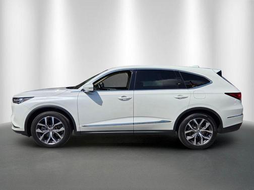 Platinum White Pearl 2023 Acura MDX Technology Package