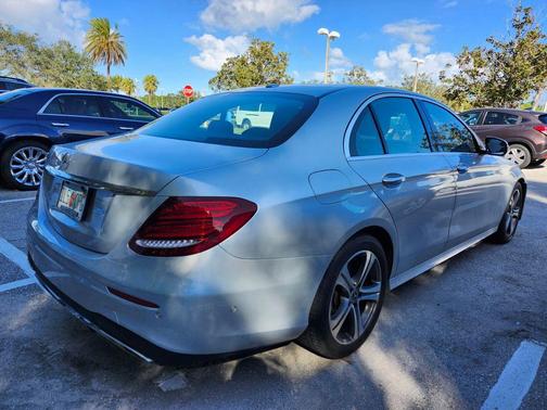 2018 Mercedes-Benz E-Class E 300