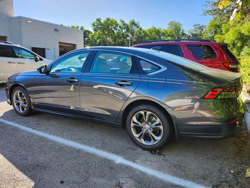 2024 Honda Accord EX 1.5T