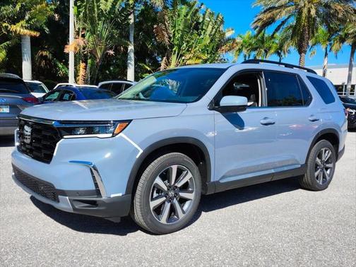 2025 Honda Pilot Touring 8-Passenger