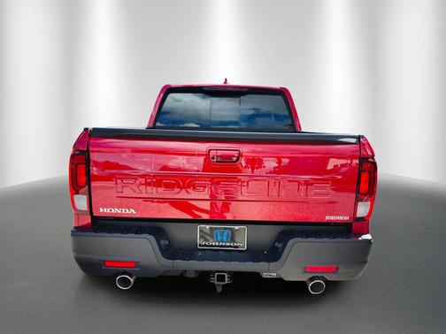 Radiant Red Metallic II 2026 Honda Ridgeline RTL