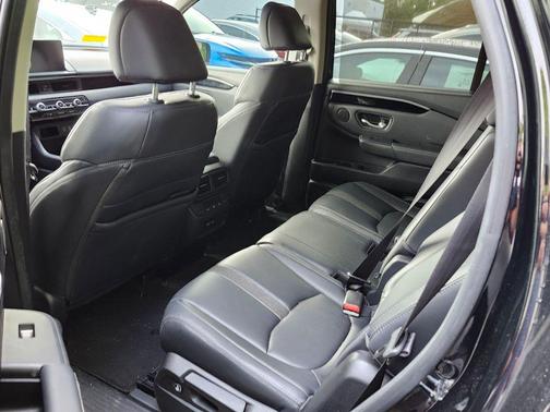 2023 Honda Pilot 2WD EX-L 8 Passenger
