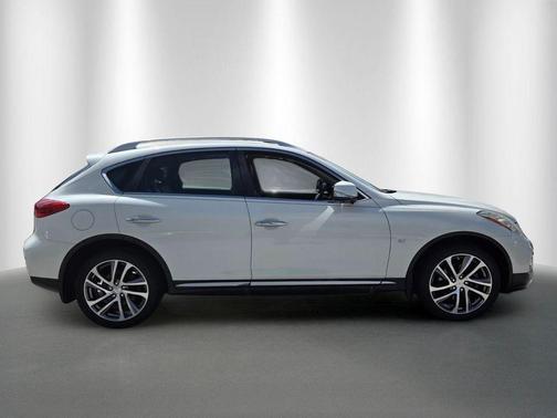 Majestic White 2017 INFINITI QX50 Base