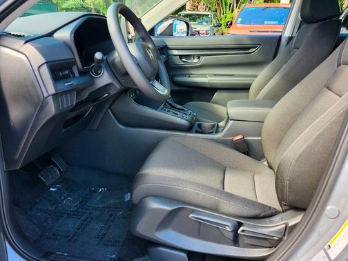 2026 Honda CR-V LX 2WD