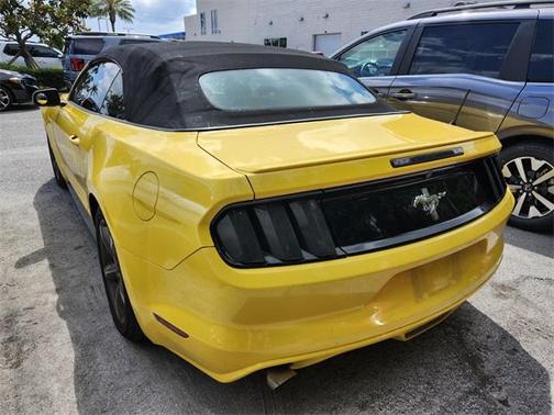 2015 Ford Mustang V6