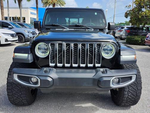 2020 Jeep Gladiator Overland