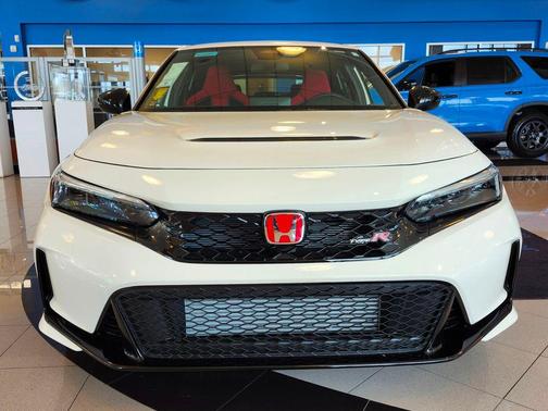 2025 Honda Civic Type R Base