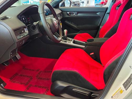 2025 Honda Civic Type R Base