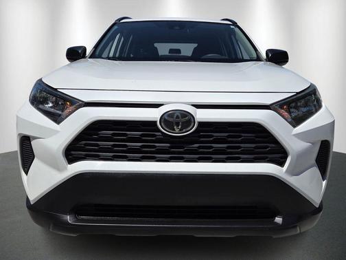 Super White 2019 Toyota RAV4 LE