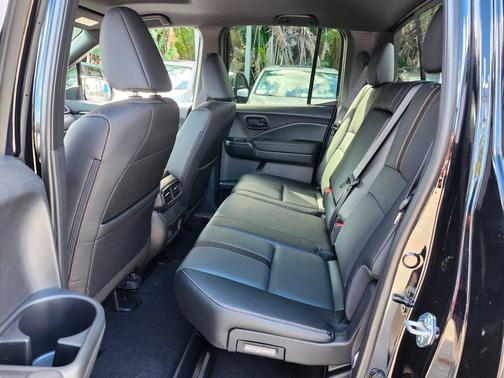 Crystal Black Pearl 2026 Honda Ridgeline TrailSport
