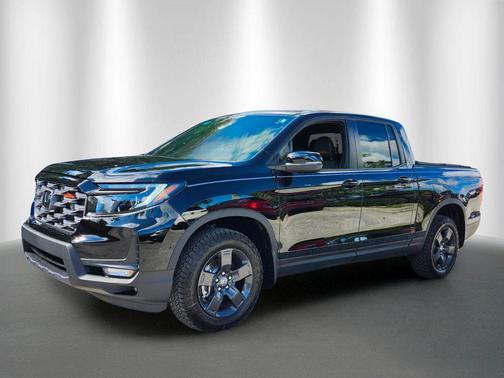 Crystal Black Pearl 2026 Honda Ridgeline TrailSport