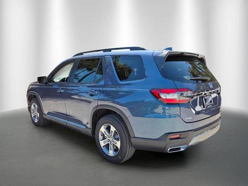 Smoke Blue Pearl 2026 Honda Pilot EX-L