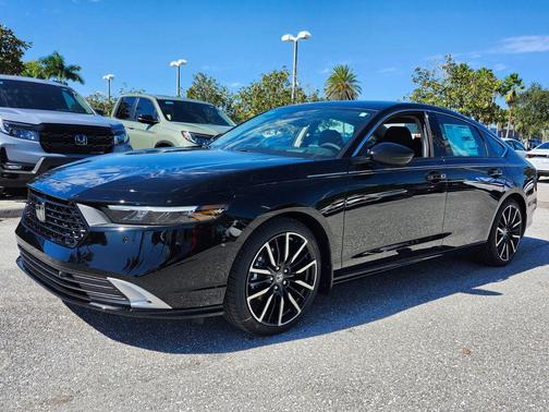 2025 Honda Accord Hybrid Touring