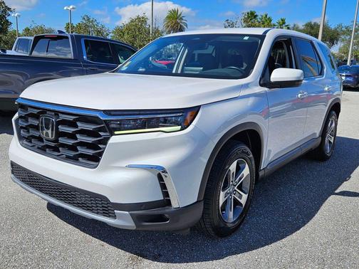 2023 Honda Pilot 2WD EX-L 8 Passenger