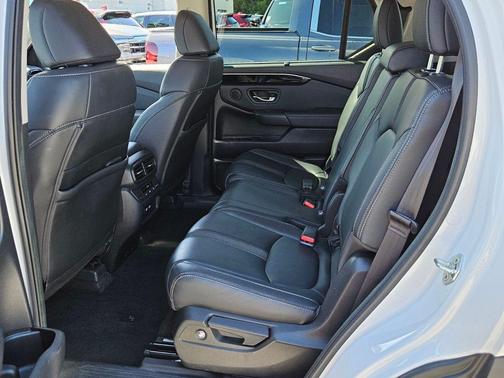 2023 Honda Pilot 2WD EX-L 8 Passenger