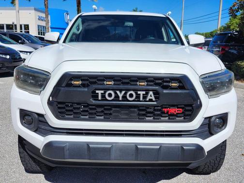 2020 Toyota Tacoma SR5