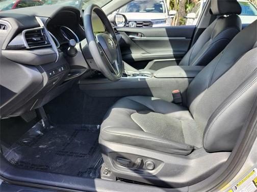 2022 Toyota Camry XLE