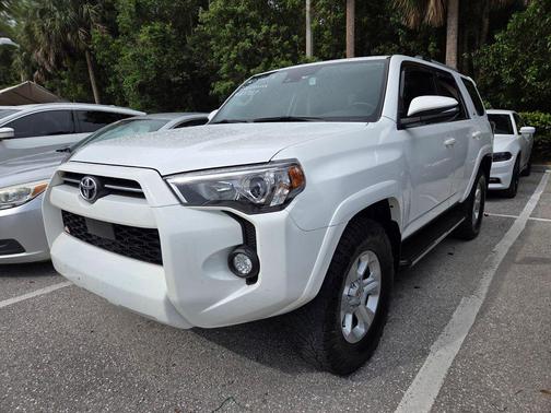 Ice Cap 2024 Toyota 4Runner SR5 Premium