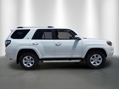 Ice Cap 2024 Toyota 4Runner SR5 Premium
