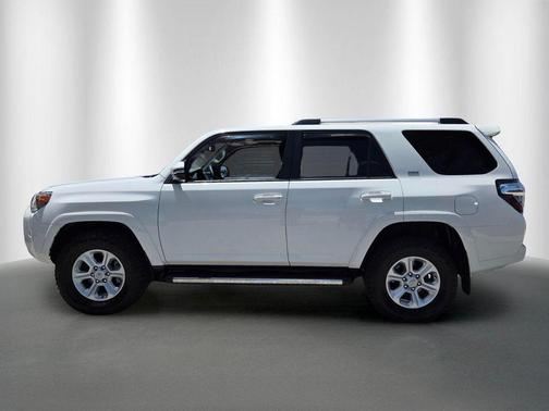 Ice Cap 2024 Toyota 4Runner SR5 Premium