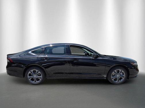 Nh-731p/Crystal Bl 2026 Honda Accord Hybrid EX-L