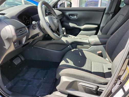 2025 Honda HR-V 2WD Sport