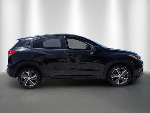 Crystal Black Pearl 2021 Honda HR-V EX-L