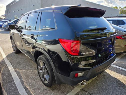 Crystal Black Pearl 2023 Honda Passport AWD EX-L