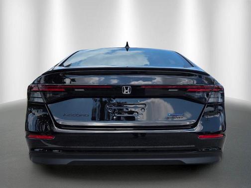 Nh-731p/Crystal Bl 2026 Honda Accord Hybrid Sport