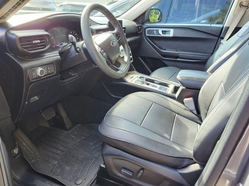 2021 Ford Explorer RWD