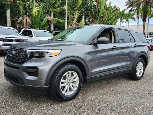2021 Ford Explorer RWD