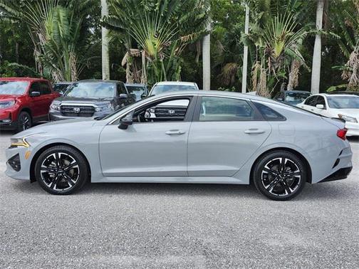 2022 Kia K5 GT-Line