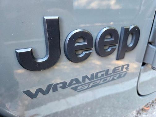 2021 Jeep Wrangler Sport S