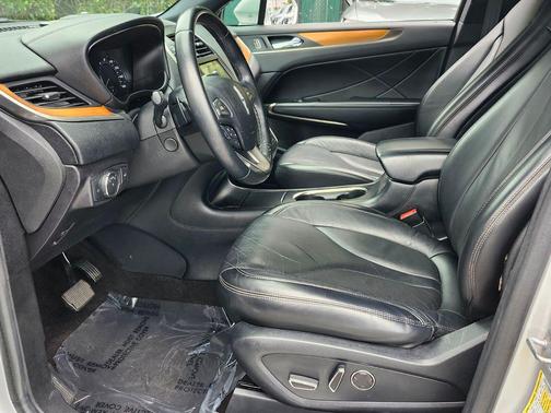 2019 Lincoln MKC Select