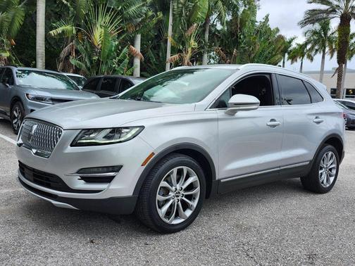 2019 Lincoln MKC Select