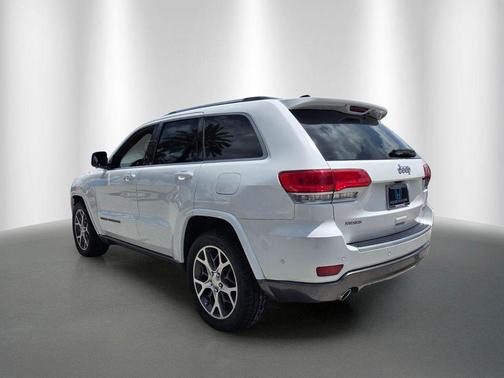 Bright White Clearcoat 2018 Jeep Grand Cherokee Sterling Edition