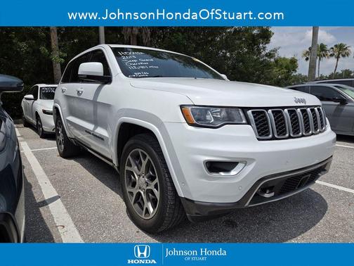 Bright White Clearcoat 2018 Jeep Grand Cherokee Sterling Edition