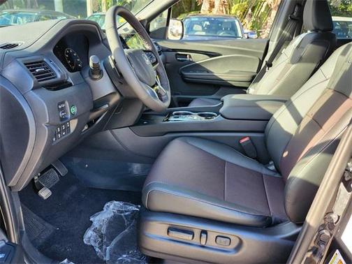 2025 Honda Ridgeline Black