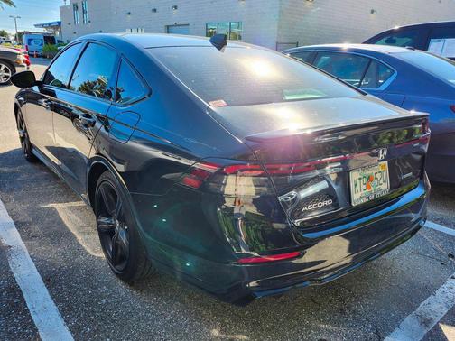 2024 Honda Accord Hybrid Base