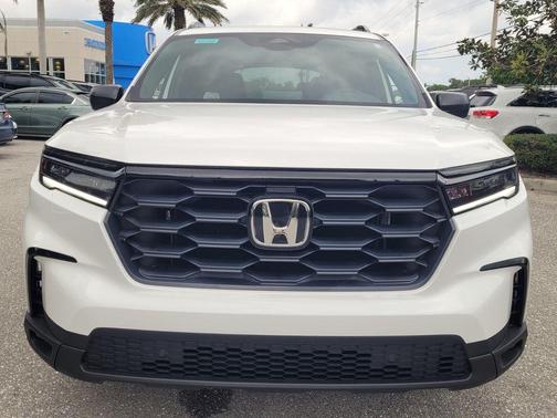 2025 Honda Pilot Sport